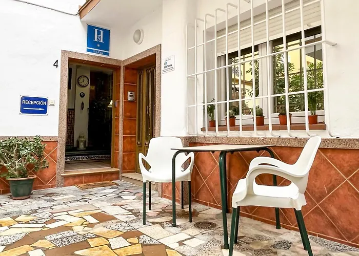 Beatriz Charming Hostal